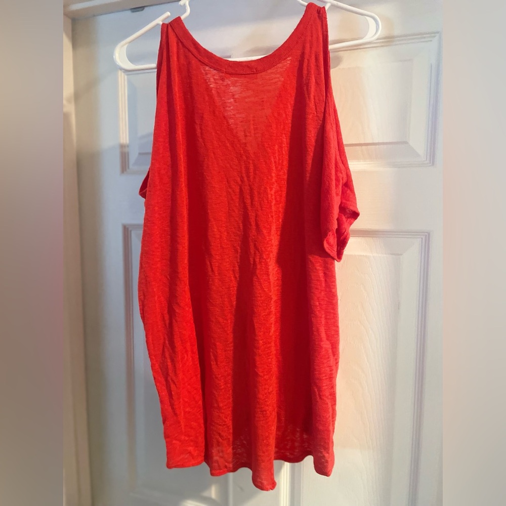 Top - Picture 2 of 2